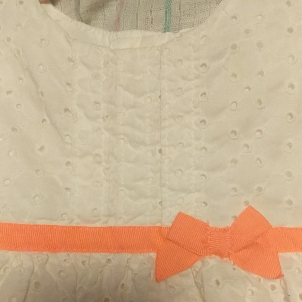 Spring dress - Picture 3 of 3